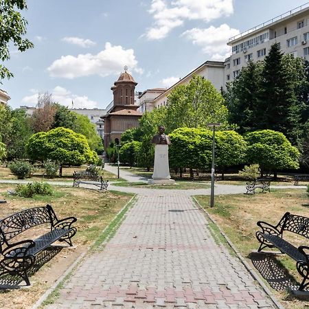 Elegant Studio In The Heart Of The Town Bucharest Exterior photo