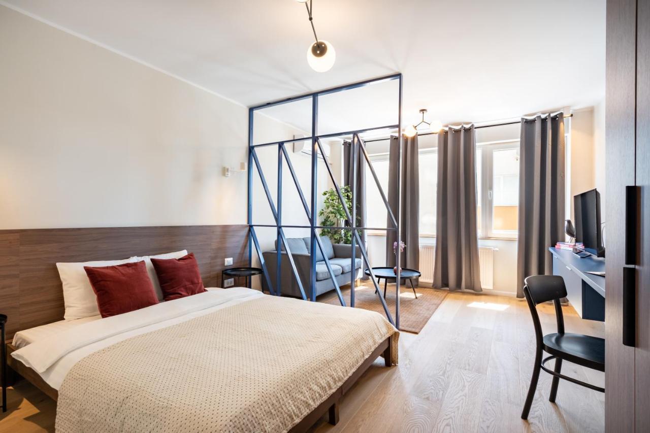 Elegant Studio In The Heart Of The Town Bucharest Exterior photo