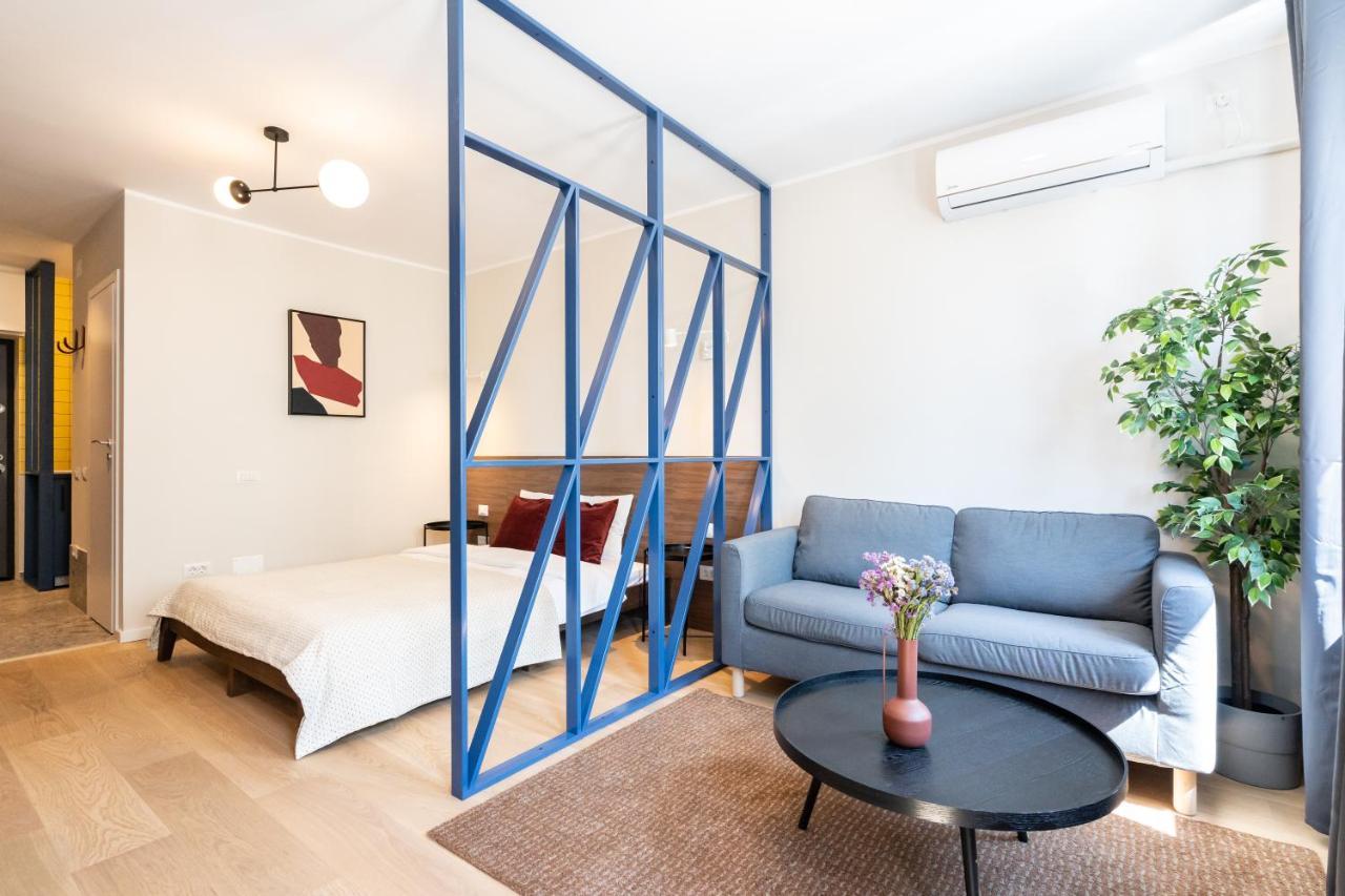 Elegant Studio In The Heart Of The Town Bucharest Exterior photo